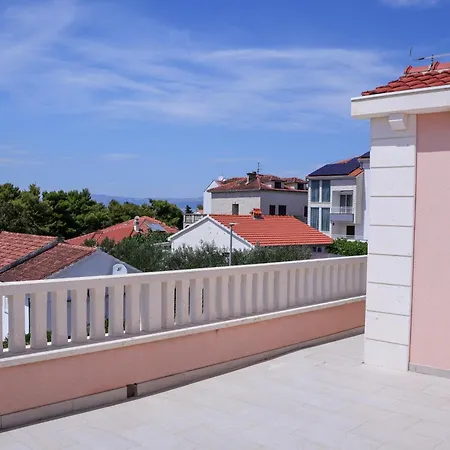 Luxury Karla Next To On Island Brac Vila *